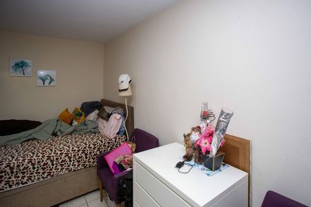 Casa à venda com 300m², 6 quartos e 2 vagasQuarto Casa 2