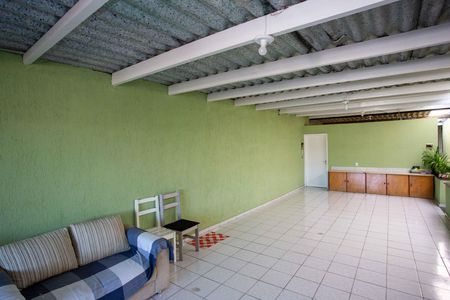 Casa à venda com 300m², 6 quartos e 2 vagasSalão 