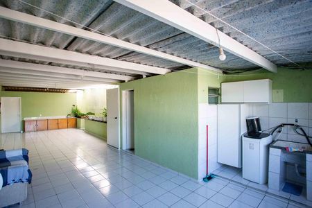 Casa à venda com 300m², 6 quartos e 2 vagasÁrea de Serviço