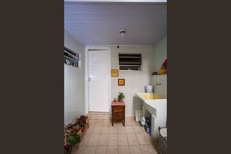 Casa à venda com 300m², 6 quartos e 2 vagasÁrea de Serviço 2