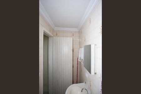 Casa à venda com 300m², 6 quartos e 2 vagasBanheiro da Suíte
