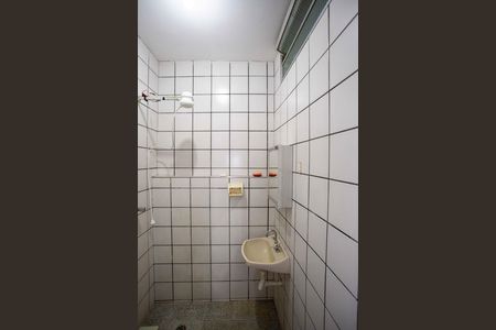 Casa à venda com 300m², 6 quartos e 2 vagasBanheiro Casa 3