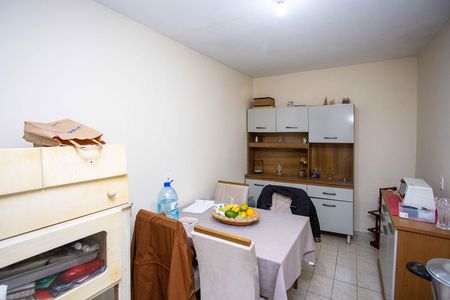 Casa à venda com 300m², 6 quartos e 2 vagasCozinha Casa 2