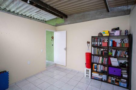 Casa à venda com 300m², 6 quartos e 2 vagasQuarto 4