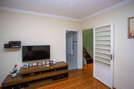 Casa à venda com 300m², 6 quartos e 2 vagasSala de TV