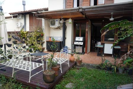 Casa de condomínio à venda com 180m², 3 quartos e 2 vagasÁrea Externa