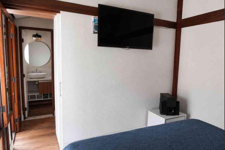 Casa de condomínio à venda com 180m², 3 quartos e 2 vagas Casa de condomínio à venda com 180m², 3 quartos e 2 vagasSuite 1