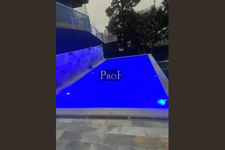 Casa à venda com 4 quartos, 480m² em Santo Antônio, São Caetano do Sul
