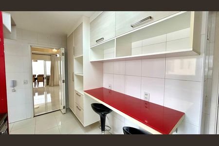 Apartamento para alugar com 137m², 3 quartos e 2 vagas Apartamento para alugar com 137m², 3 quartos e 2 vagasCozinha
