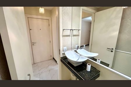 Apartamento para alugar com 137m², 3 quartos e 2 vagas Apartamento para alugar com 137m², 3 quartos e 2 vagasLavabo