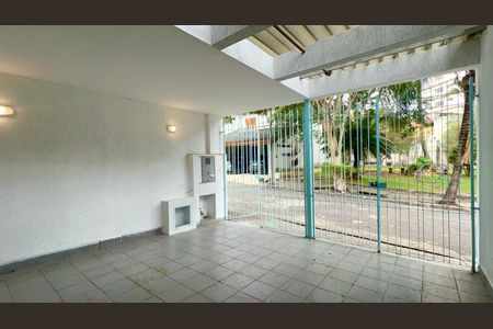 Casa à venda com 135m², 3 quartos e 2 vagas Casa à venda com 135m², 3 quartos e 2 vagasGaragem
