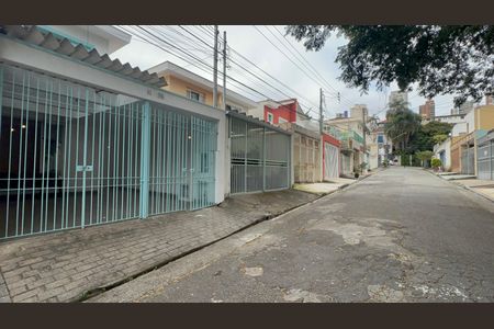 Fachada de casa à venda com 3 quartos, 135m² em Pompeia, São Paulo