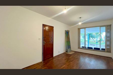 Sala de casa para alugar com 3 quartos, 135m² em Pompeia, São Paulo