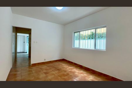 Casa à venda com 135m², 3 quartos e 2 vagas Casa à venda com 135m², 3 quartos e 2 vagasSala de Jantar