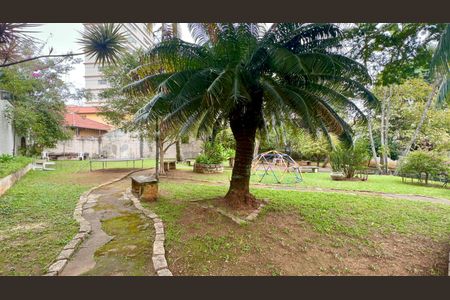 Casa à venda com 135m², 3 quartos e 2 vagas Casa à venda com 135m², 3 quartos e 2 vagasPraça