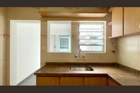 Casa à venda com 135m², 3 quartos e 2 vagas Casa à venda com 135m², 3 quartos e 2 vagasCozinha
