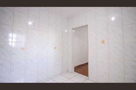 Casa para alugar com 1 quarto, 29m² em Vila Ema, São Paulo
