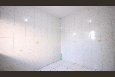 Casa para alugar com 1 quarto, 29m² em Vila Ema, São Paulo