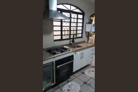 Casa à venda com 2 quartos, 106m² em Jardim Alvorada, Santo André