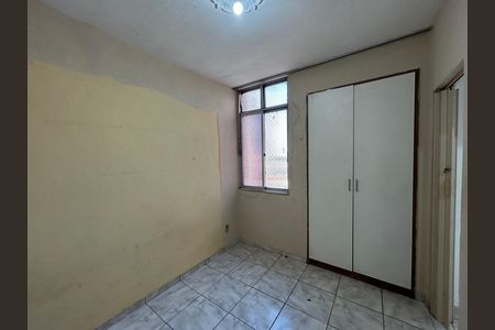 Quarto 2 de apartamento para alugar com 2 quartos, 40m² em Vila Valqueire, Rio de Janeiro