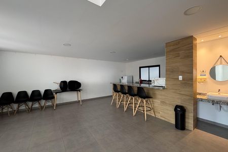 Apartamento à venda com 127m², 3 quartos e 2 vagas Apartamento à venda com 127m², 3 quartos e 2 vagasÁrea comum - Salão de festas