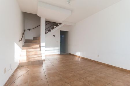 Casa de Condomínio para alugar com 2 quartos, 70m² em Jardim Bela Vista, Mogi das Cruzes