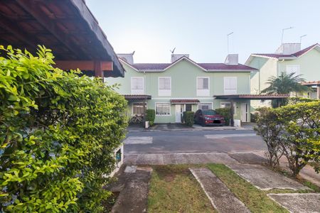 Vista da Sala de casa de condomínio para alugar com 2 quartos, 70m² em Jardim Bela Vista, Mogi das Cruzes