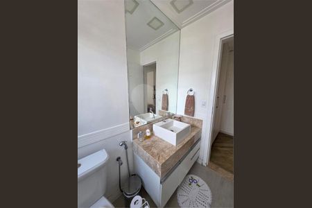 Casa à venda com 3 quartos, 122m² em Jardim Teresa, São Paulo