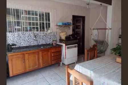 Casa à venda com 2 quartos, 167m² em Jardim Ocara, Santo André