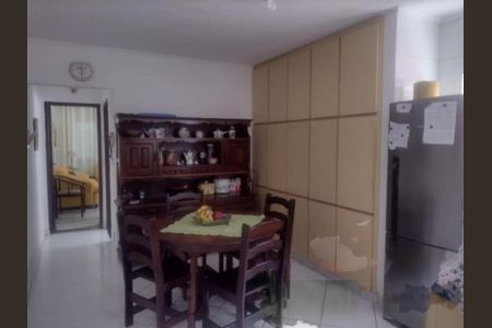 Casa à venda com 2 quartos, 167m² em Jardim Ocara, Santo André