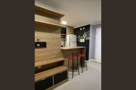 Cozinha de apartamento para alugar com 2 quartos, 47m² em Jardim Marilu, Cotia