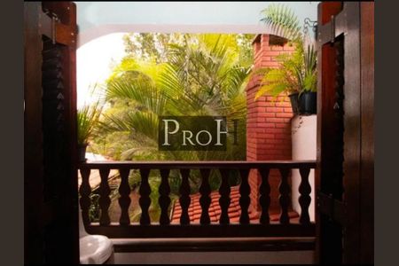 Casa à venda com 3 quartos, 190m² em Parque Oratório, Santo André
