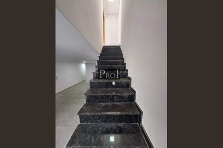 Casa à venda com 3 quartos, 130m² em Vila Curuçá, Santo André