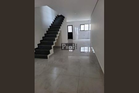 Casa à venda com 120m², 3 quartos e 2 vagas