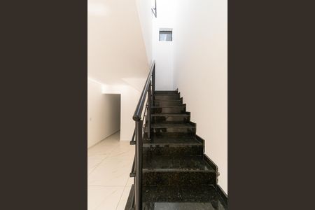 Casa para alugar com 92m², 3 quartos e 2 vagas Casa para alugar com 92m², 3 quartos e 2 vagasSala