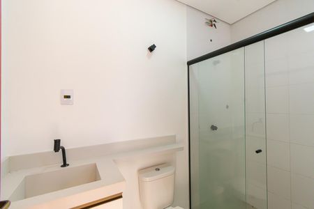 Casa para alugar com 92m², 3 quartos e 2 vagas Casa para alugar com 92m², 3 quartos e 2 vagasBanheiro da Suíte 3