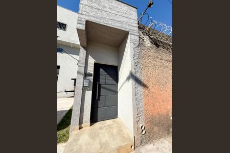 Fachada de kitnet/studio para alugar com 1 quarto, 24m² em Tres Barras, Contagem