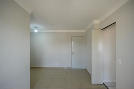 Sala de apartamento para alugar com 2 quartos, 56m² em Parque Maria Domitila, São Paulo
