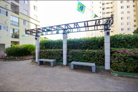 Área comum de apartamento para alugar com 2 quartos, 56m² em Parque Maria Domitila, São Paulo