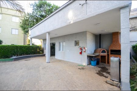 Área comum de apartamento para alugar com 2 quartos, 56m² em Parque Maria Domitila, São Paulo