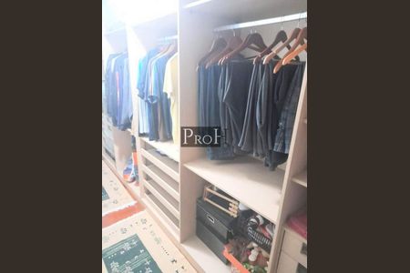 Casa à venda com 4 quartos, 500m² em Olímpico, São Caetano do Sul