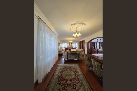 Casa de Condomínio para alugar com 4 quartos, 350m² em Super Quadra Morumbi, São Paulo