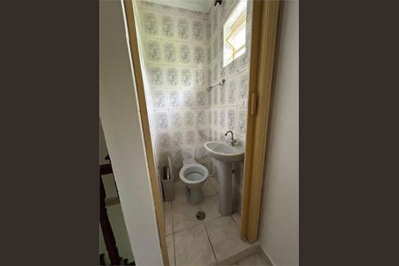 Casa à venda com 4 quartos, 200m² em Capão do Embira, São Paulo