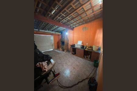 Casa à venda com 4 quartos, 217m² em Vila Nogueira, Diadema