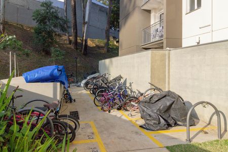 Apartamento à venda com 42m², 2 quartos e sem vaga Apartamento à venda com 42m², 2 quartos e sem vagaBicicletário