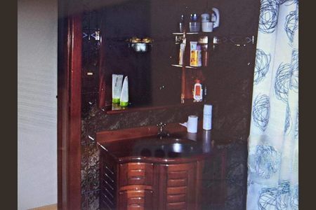 Casa à venda com 3 quartos, 140m² em Jardim Las Vegas, Santo André