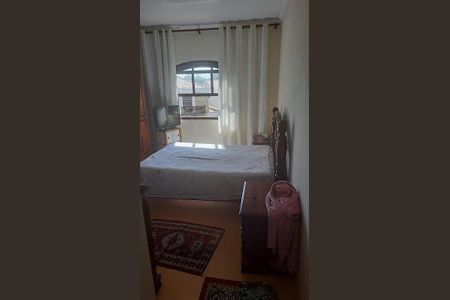 Casa à venda com 3 quartos, 140m² em Jardim Las Vegas, Santo André