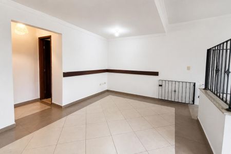 Casa de condomínio para alugar com 176m², 3 quartos e 4 vagas Casa de condomínio para alugar com 176m², 3 quartos e 4 vagasSala