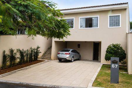 Área externa de casa de condomínio para alugar com 3 quartos, 176m² em Roselândia, Cotia