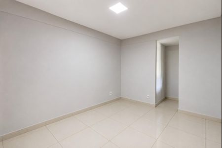 Casa de condomínio para alugar com 176m², 3 quartos e 4 vagas Casa de condomínio para alugar com 176m², 3 quartos e 4 vagasQuarto